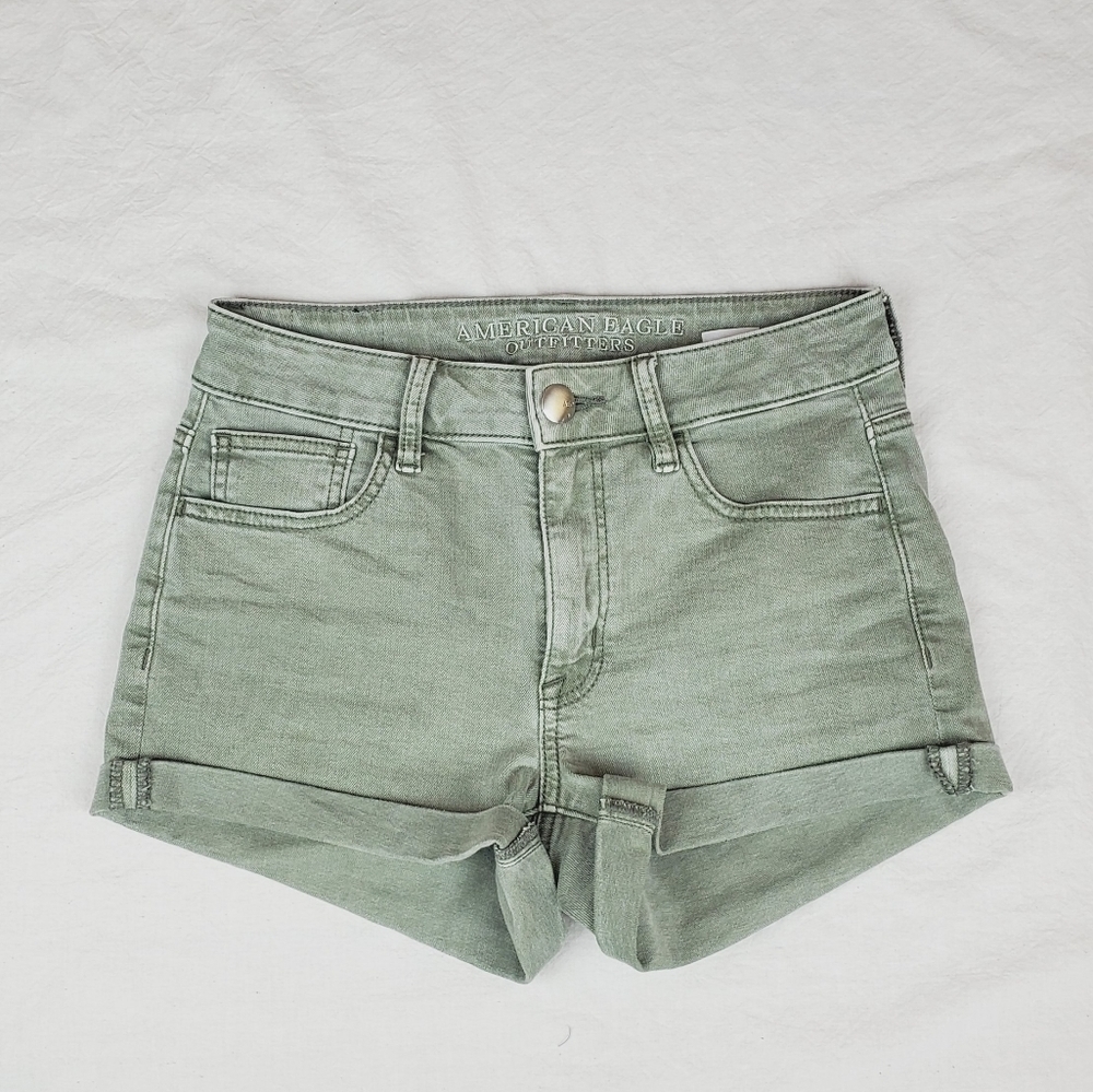 American eagle outfitters jeans shorts Size 2